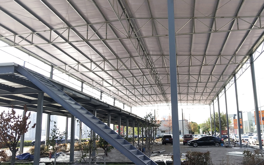 ���̰���